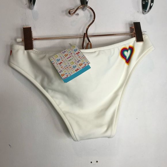 Salinas rainbow heart  🌈 bikini bottom new with tags - Picture 7 of 7